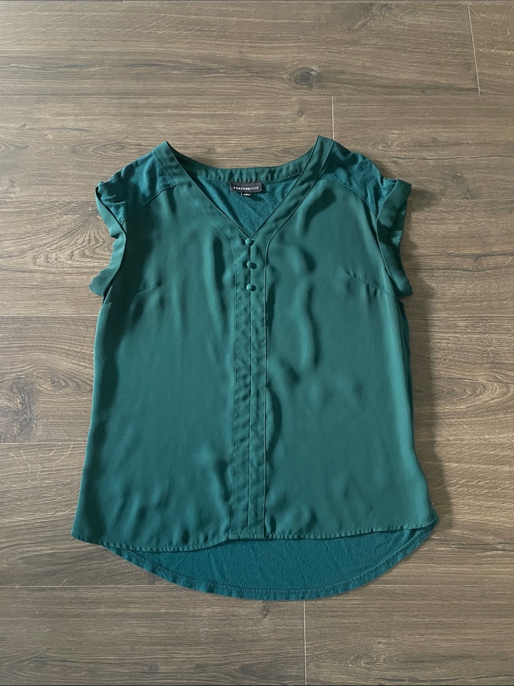 Fortune + Ivy Green V-Neck Cap-Sleeve Blouse, Size Small